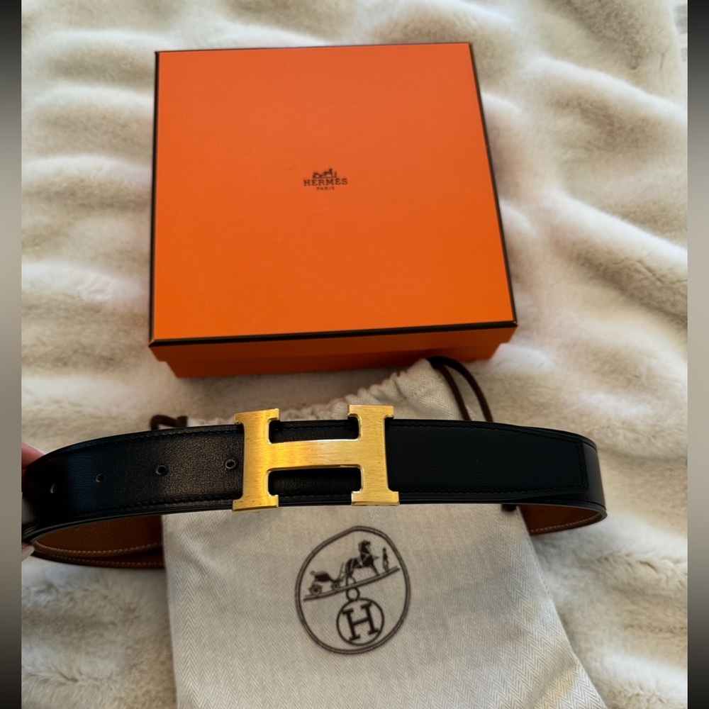 Hermes H BELT BUCKLE & REVERSIBLE LEATHER STRAP 32 MM